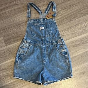 Levi’s vintage women’s shortalls